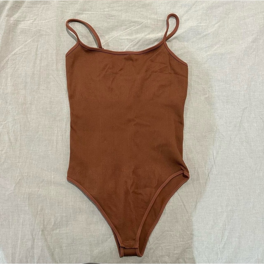 OQQ Spaghetti Strap Bodysuit- Brown